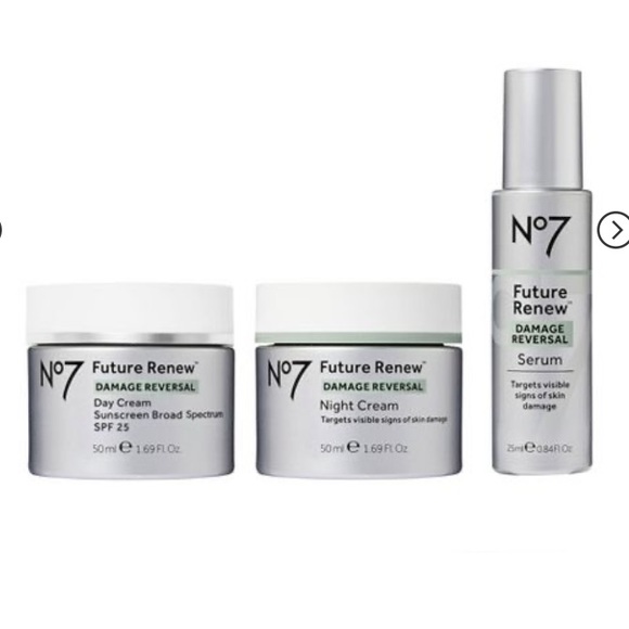 No7 Future Renew Damage Reversal Kit - Day & Night Cream & Serum - Picture 2 of 6
